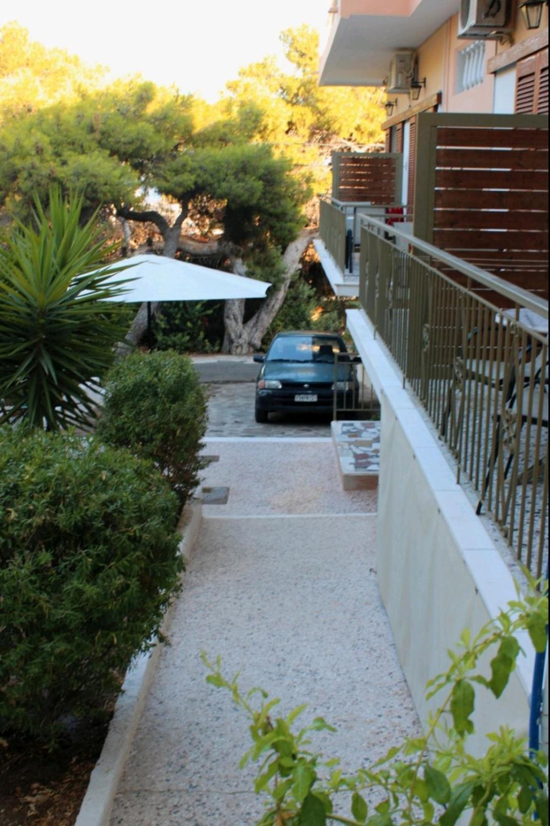 Hermes Agia Marina  Extérieur photo