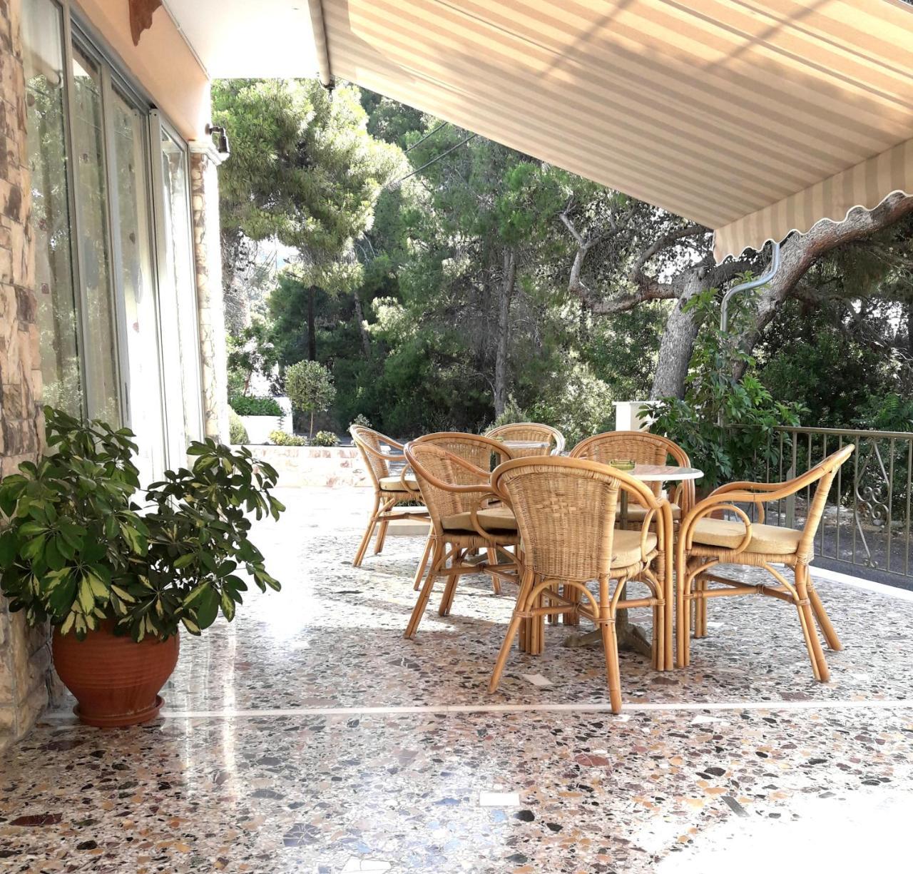 Hermes Agia Marina  Extérieur photo